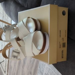Michael Kors Neva Platform White leather Sandals